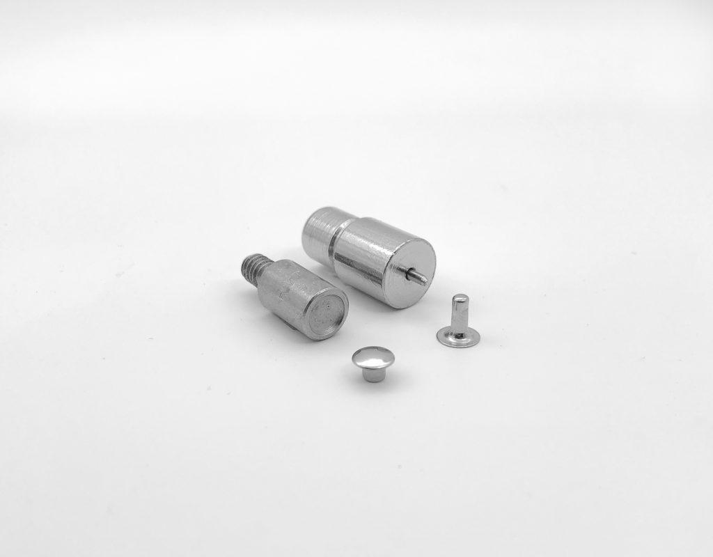 Насадки на пресс для односторонних хольнитенов