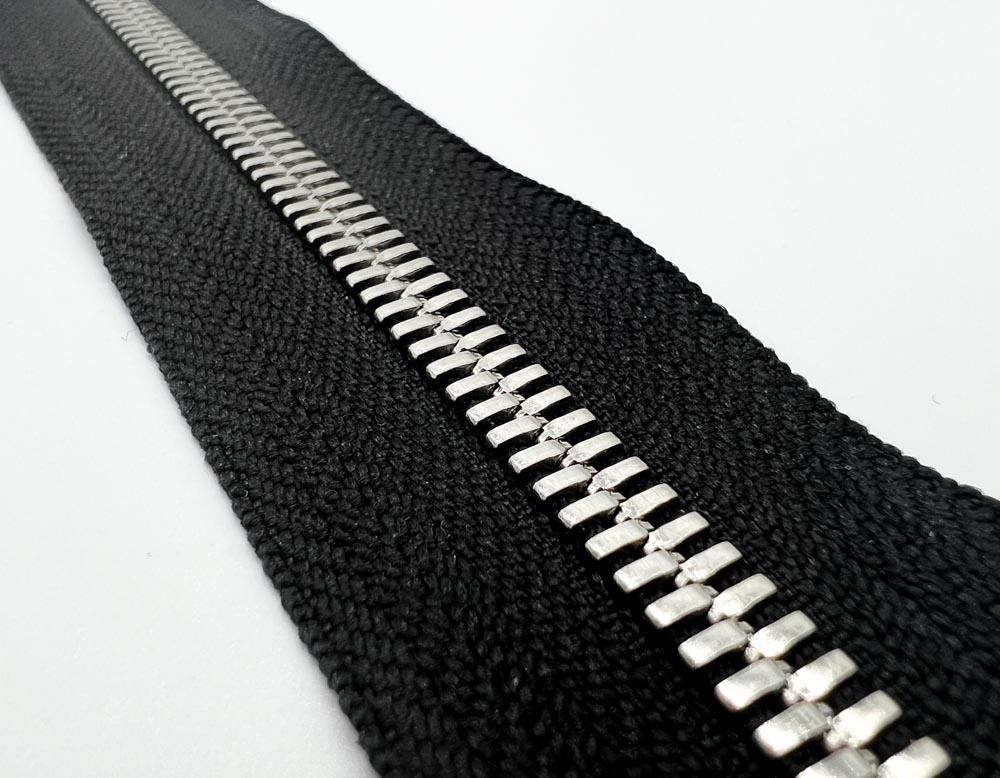 Молния YKK Excella T5 (черная)