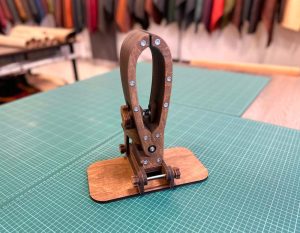 Универсальный шорник (широкий)